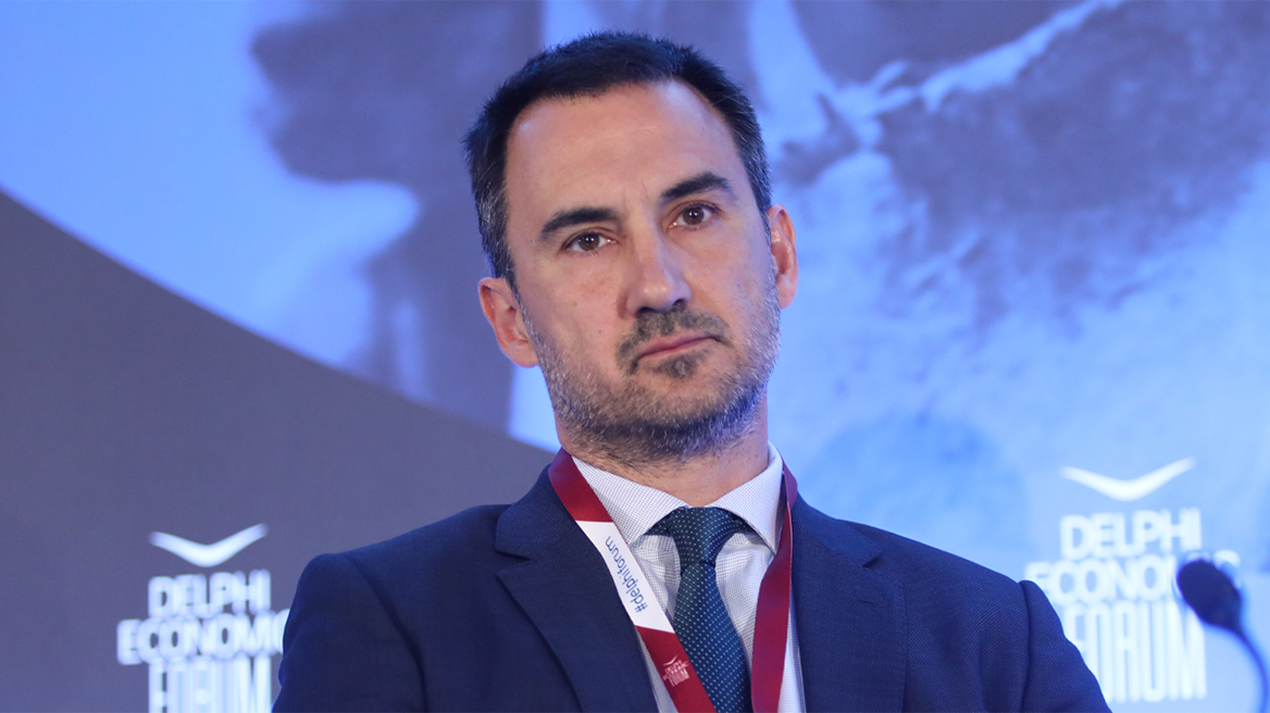 Α.Χαρίτσης: «Tη Δευτέρα θα παρουσιαστεί το όνομα και το σύμβολο της νέας Κοινοβουλευτικής Ομάδας»