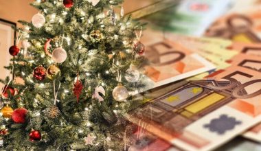 Κατατέθηκε η τροπολογία για τις χριστουγεννιάτικες πληρωμές σε 2,3 εκατ. δικαιούχους – Τι προβλέπει