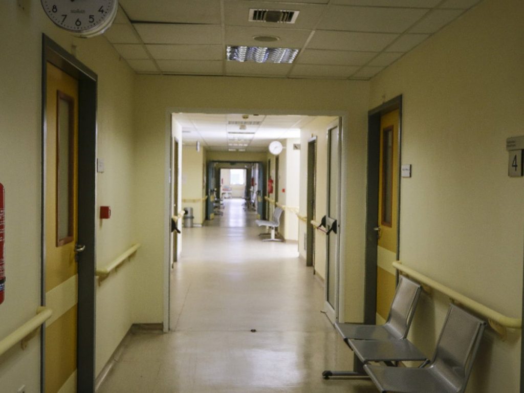 Κρήτη: Με αναρρωτική τρεις αναισθησιολόγοι στο νοσοκομείο του Αγ.Νικολάου – Δεν εξυπηρετούνται ούτε τα έκτακτα περιστατικά