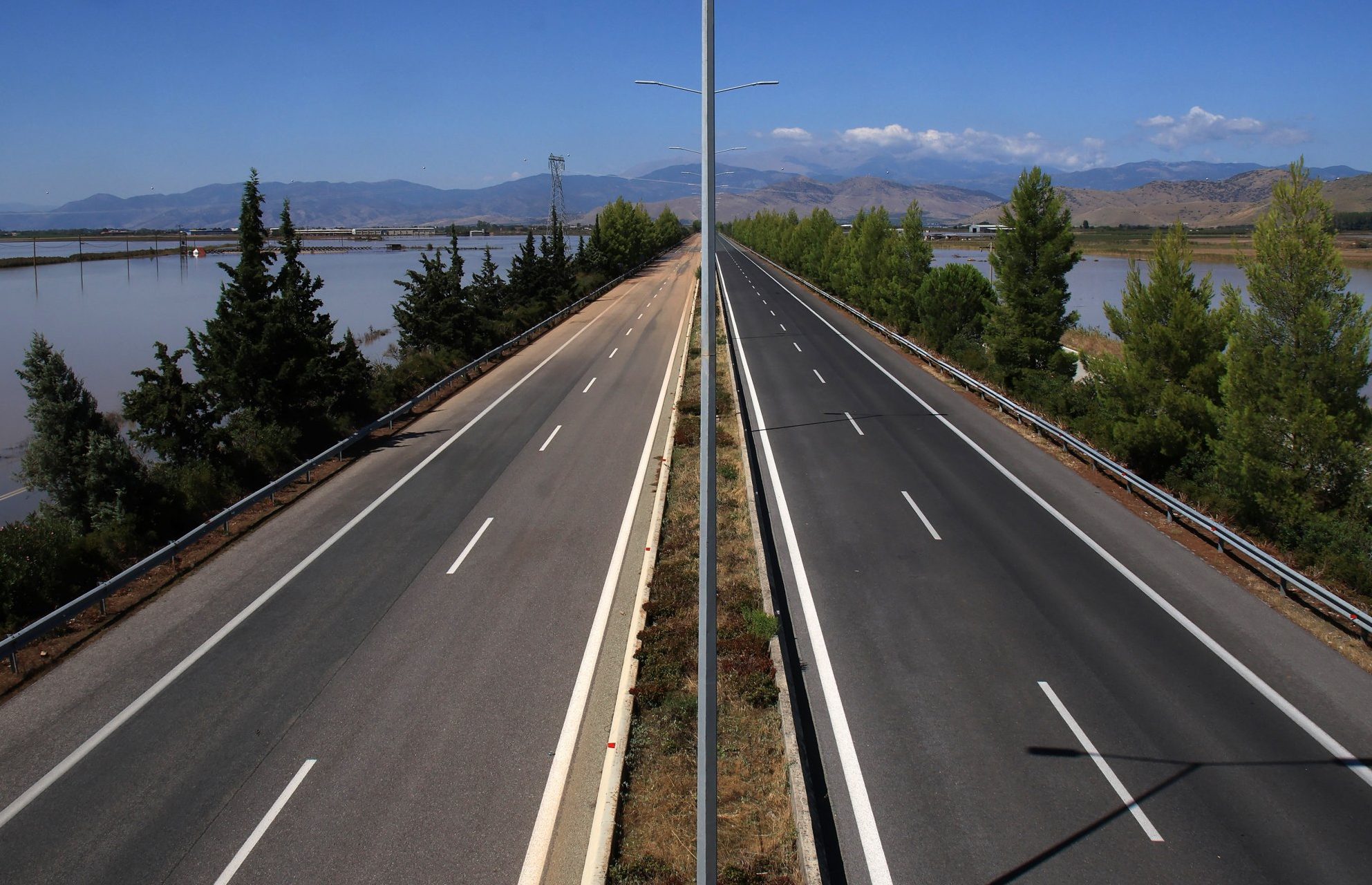 Κυκλοφοριακές ρυθμίσεις από τη Δευτέρα στην Εθνική Οδό Αθηνών-Θεσσαλονίκης – Δείτε σε ποια σημεία
