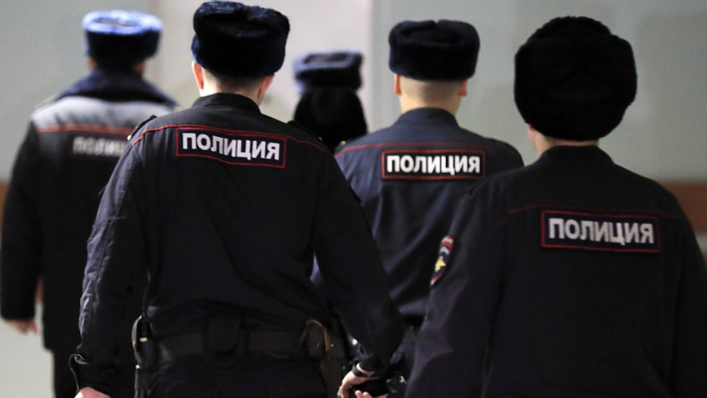 Ρωσία: Η αστυνομία εισέβαλε σε γκέι κλαμπ και σάουνες στις μεγάλες πόλεις