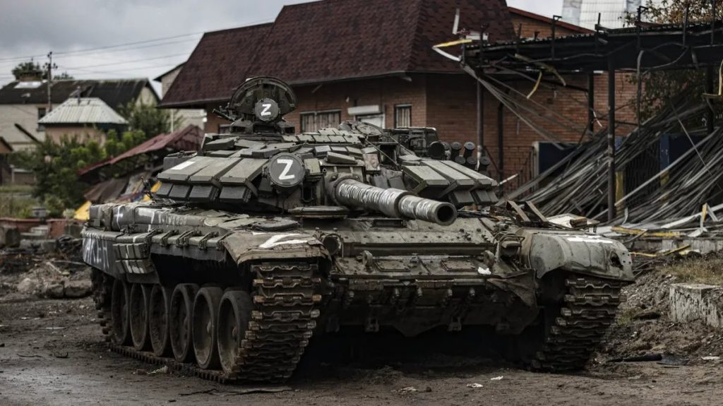 Κεραυνοβόλα ρωσική επίθεση διέρρηξε την ουκρανική άμυνα – Προελαύνουν προς το κεντρικό ουκρανικό στρατηγείο