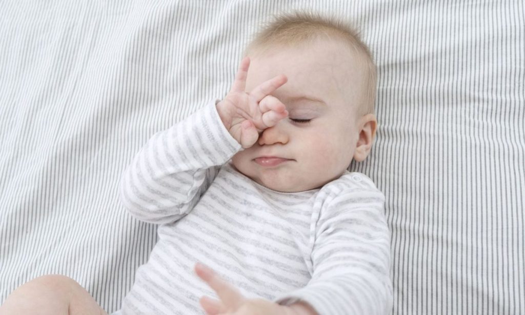 Έχετε αναρωτηθεί; – Για ποιο λόγο τα μωρά γεννιούνται με γκρίζα μάτια;