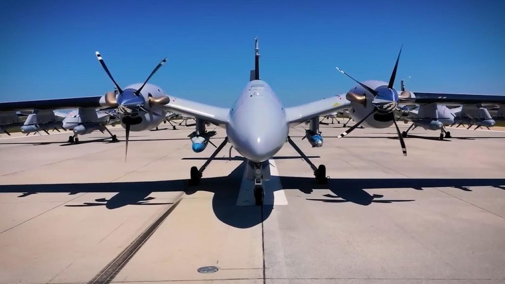Η Τουρκία ανακοίνωσε επιτυχία στις δοκιμές υπερηχητικών πυραύλων για το UAV AKINCI TİHA με τον Ρ.Τ.Ερντογάν στην Αθήνα