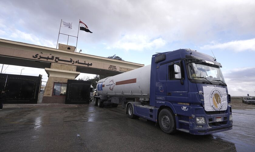 Το Ισραήλ ενέκρινε την ελάχιστη αύξηση της ποσότητας καυσίμων που εισέρχεται στη Γάζα