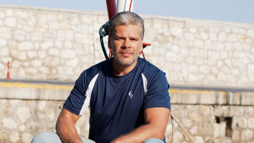 Νίκος Γρίτσης: «Όταν ήμουν μπράβος τα λεφτά για τον φθηνότερο ξυλοδαρμό ξεκινούσαν από 1.000 ευρώ»