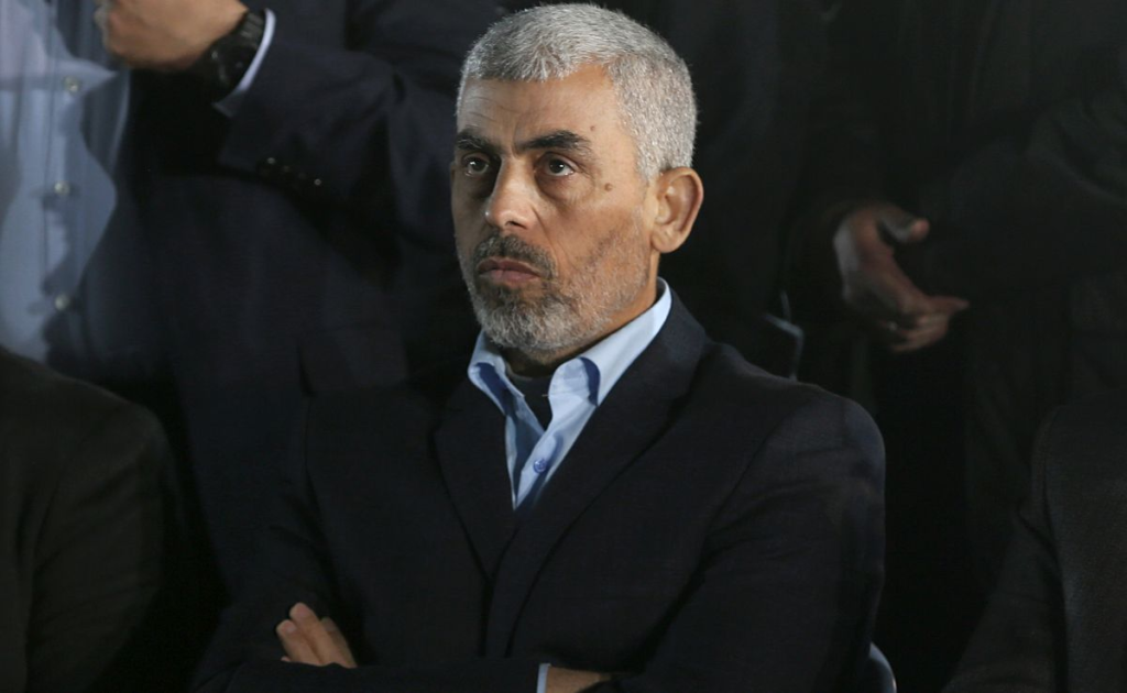 Ισραήλ: «Ο ηγέτης της Χαμάς Γιαχία Σινουάρ διέφυγε από τη βόρεια Γάζα με “ανθρωπιστική κάλυψη”» (φώτο-βίντεο)