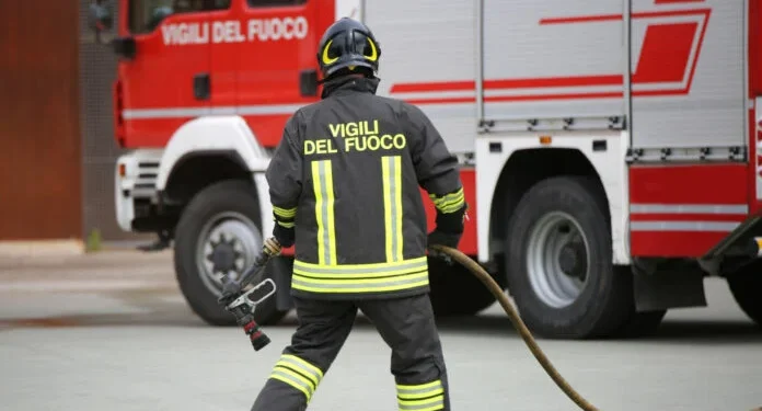 Ιταλία: Νεκρά τέσσερα άτομα μετά από μεγάλη πυρκαγιά σε νοσοκομείο