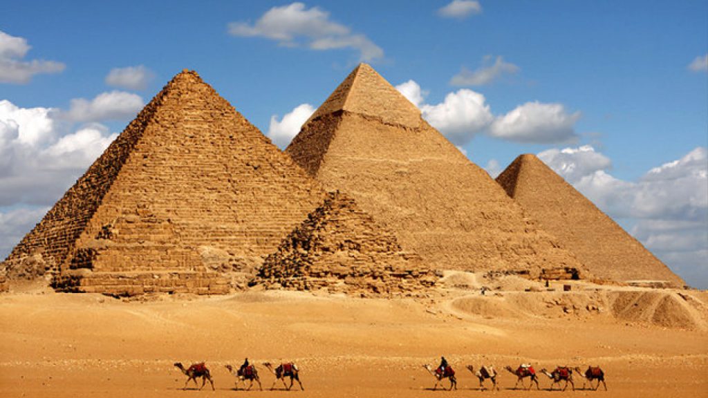 Πυραμίδα της Γκίζας: Θέμα χρόνου τα αποκαλυπτήρια για τρεις μυστηριώδεις κρυμμένες πόρτες