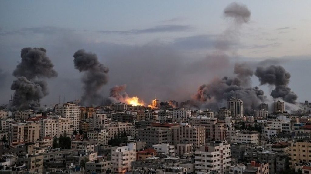 Κατάρ: «Ο βομβαρδισμός της Γάζας από το Ισραήλ δυσκολεύει την εξασφάλιση μιας νέας εκεχειρίας»
