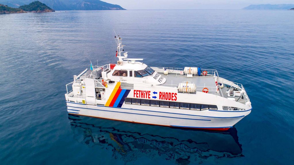 Ρόδος: Προσέκρουσε στο λιμάνι κατά τη διαδικασία κατάπλου το «Sea Star Lindos»