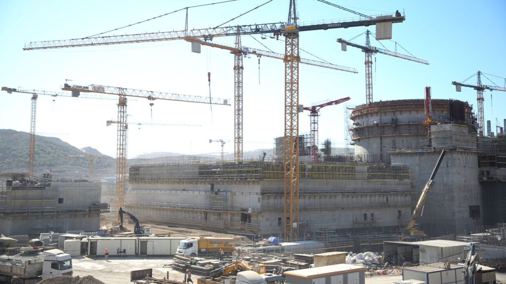 Η Τουρκία χορήγησε άδεια για τη λειτουργία πυρηνικού σταθμού στο Άκουγιου