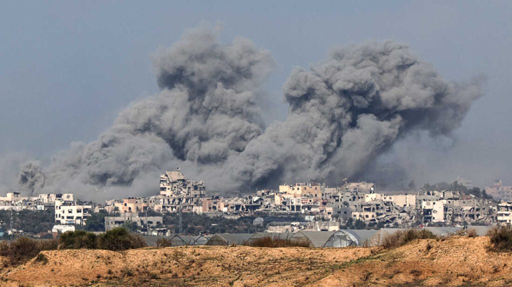 Βίντεο: Οι Ισραηλινοί πυροδοτούν ταυτόχρονα 850 νάρκες της Χαμάς!