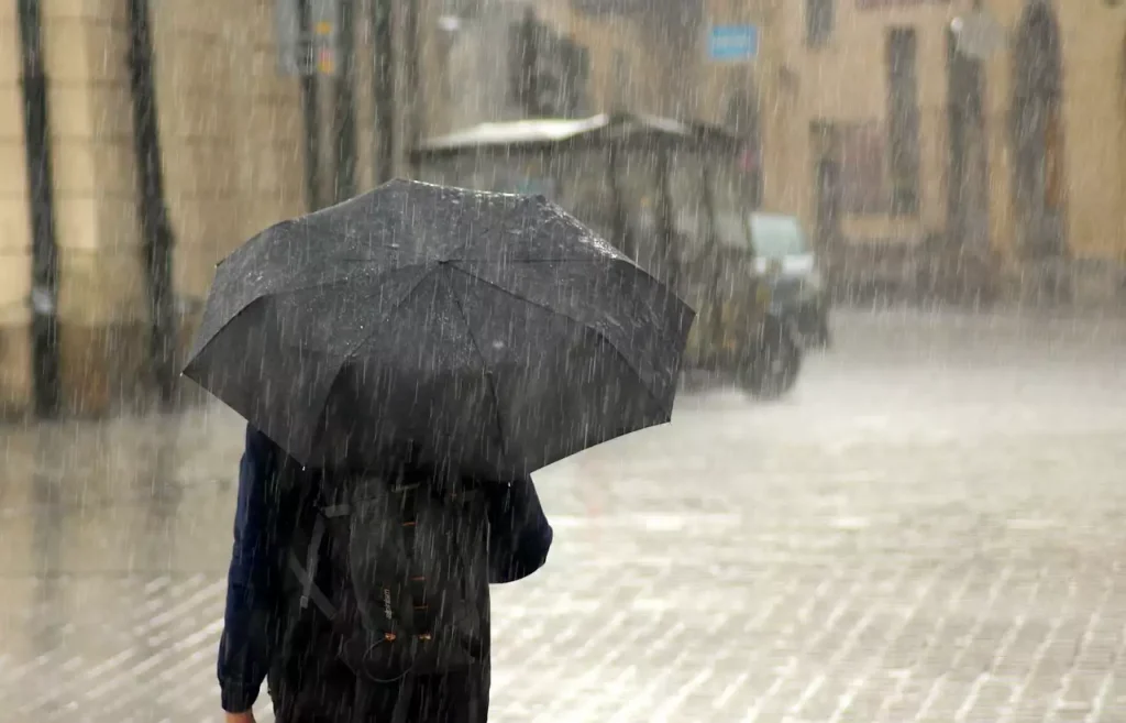 Προειδοποίηση Γ.Καλλιάνου: «Έντονες βροχές θα πλήξουν την Αττική από το Σάββατο»