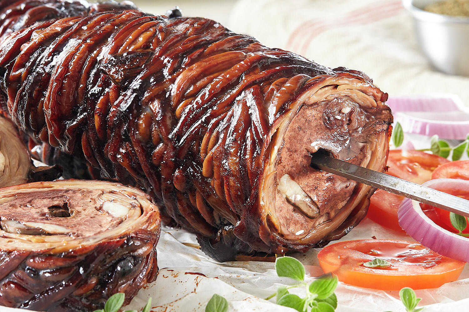 Το Taste Atlas κατέταξε το κοκορέτσι ως ελληνικό πιάτο και στην Τουρκία ενοχλήθηκαν