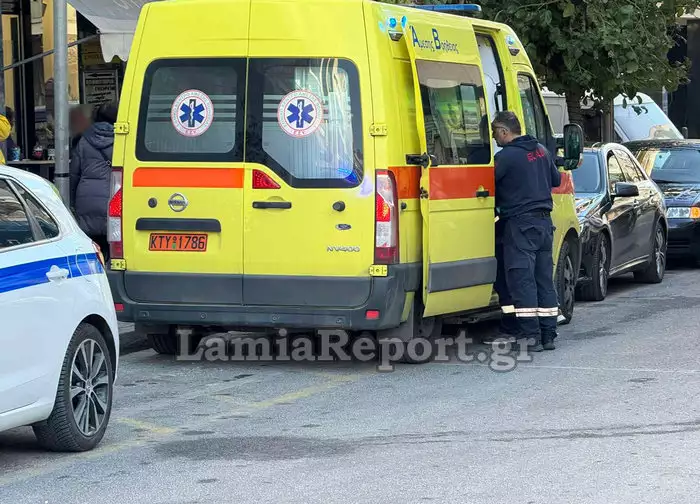 Λαμία: Γυναίκα παρασύρθηκε από αυτοκίνητο έξω από σούπερ μάρκετ