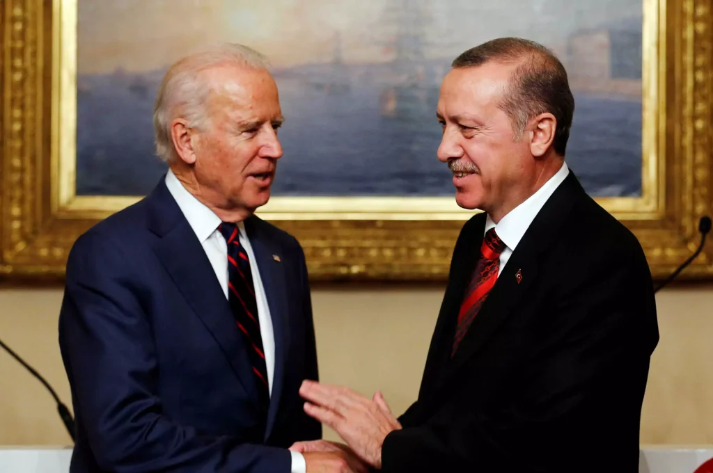 Τ.Μπάιντεν σε Ρ.Τ.Ερντογάν: «Οι ΗΠΑ στηρίζουν τα εποικοδομητικά βήματα στη σχέση Ελλάδας-Τουρκίας»