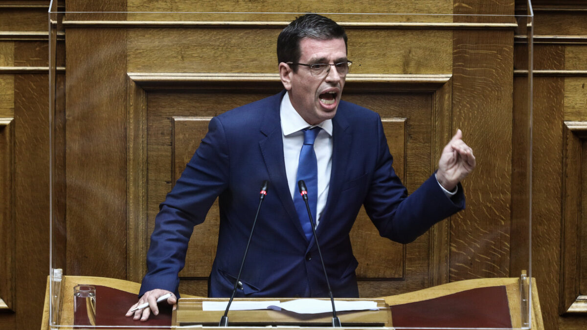 Δ.Καιρίδης: «Αν δεν νομιμοποιήσουμε τους παράνομους μετανάστες δεν θα μαζευτούν οι ελιές – Θα χάσουμε 1-1,5 δισ. ευρώ»