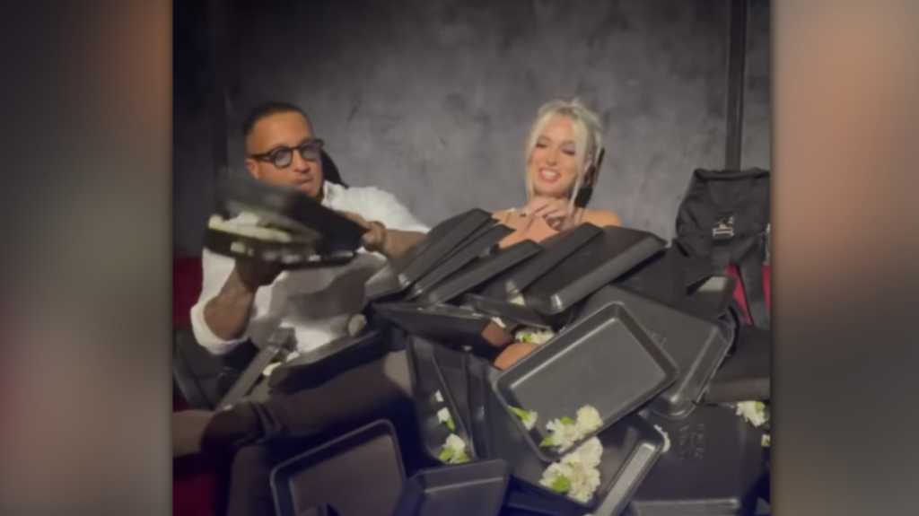 Light: «Ξόδεψα 1 εκατομμύριο ευρώ σε λουλούδια στον Α.Ρέμο – Ήξερα όλα τα τραγούδια του»