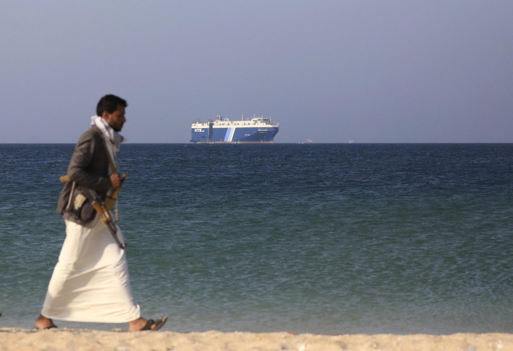 Ναυτιλιακοί κολοσσοί εγκαταλείπουν το Σουέζ και την Ερυθρά Θάλασσα λόγω των επιθέσεων των Χούθι
