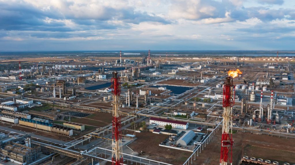 Α.Νόβακ: «Η Ρωσία θα προχωρήσει σε επιπλέον περικοπές στις εξαγωγές πετρελαίου τον Δεκέμβριο»