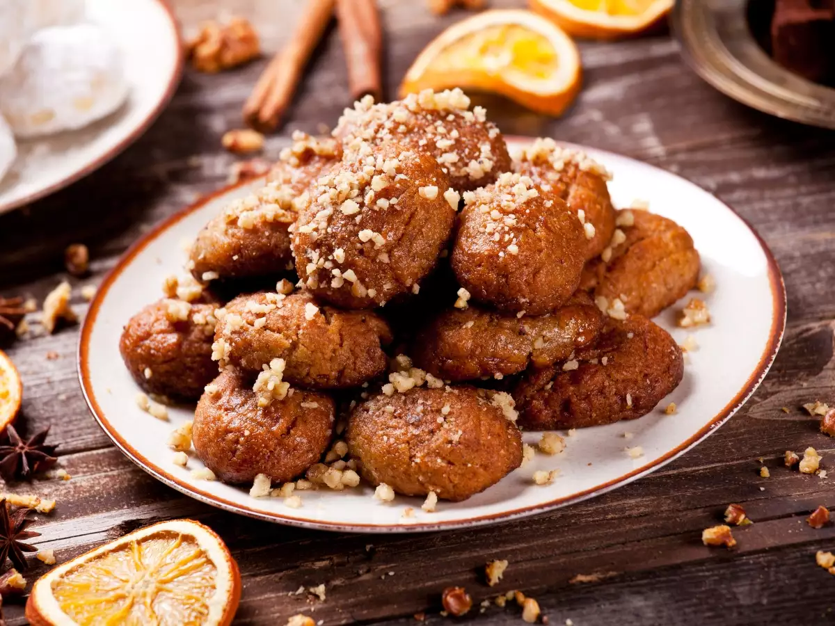 Η άγνωστη ιστορία του μελομακάρονου που συνδέεται με τον θάνατο