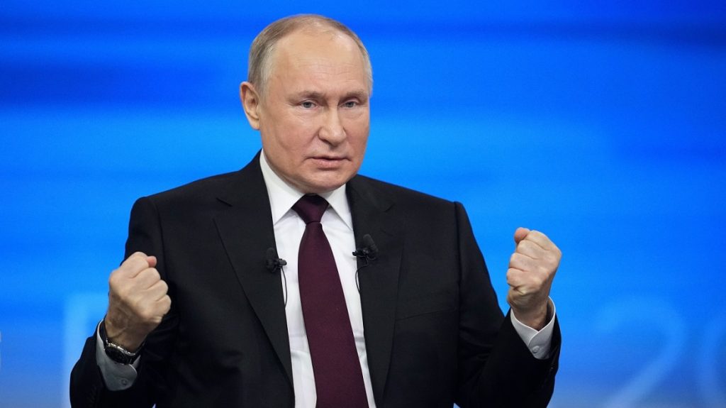 Β.Πούτιν: «Οι δυτικές ελίτ ήθελαν να μας καταστρέψουν όμως στη Ρωσία δεν περνάνε οι έγχρωμες επαναστάσεις»