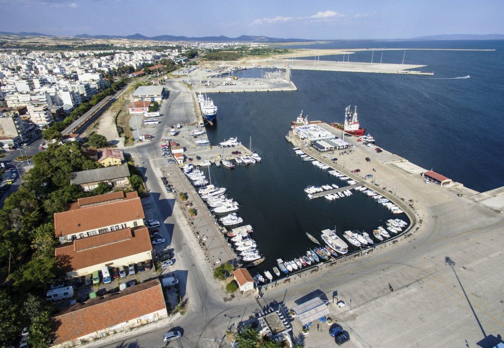 Στο λιμάνι της Αλεξανδρούπολης κατέπλευσε το FSRU της Gastrade