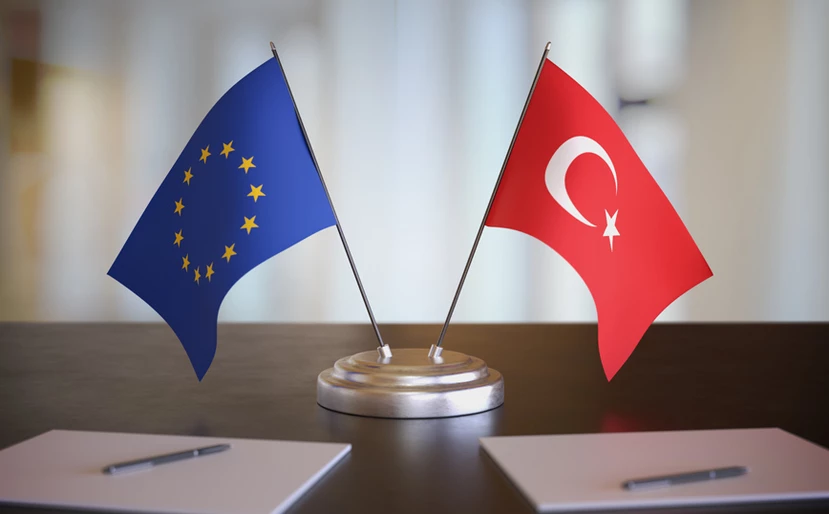 Τούρκος ΥΠΕΞ: «Η ΕΕ να υιοθετήσει μια πιο δίκαιη στάση απέναντι στην Τουρκία»
