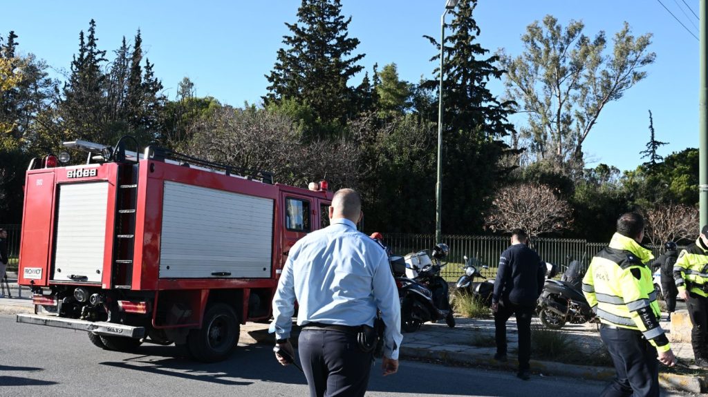 Ανακοίνωση της ΕΛ.ΑΣ για τη βόμβα στου Ζωγράφου: «Θα απειλούνταν η σωματική ακεραιότητα φοιτητών, αστυνομικών και πολιτών»