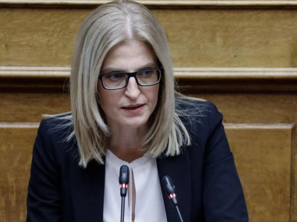 Δ.Αυγέρη: «Δαγκώνει η ακρίβεια, είπε ο πρωθυπουργός! Αλήθεια, ποιος ψήφισε τον προϋπολογισμό της ακρίβειας που δαγκώνει;»