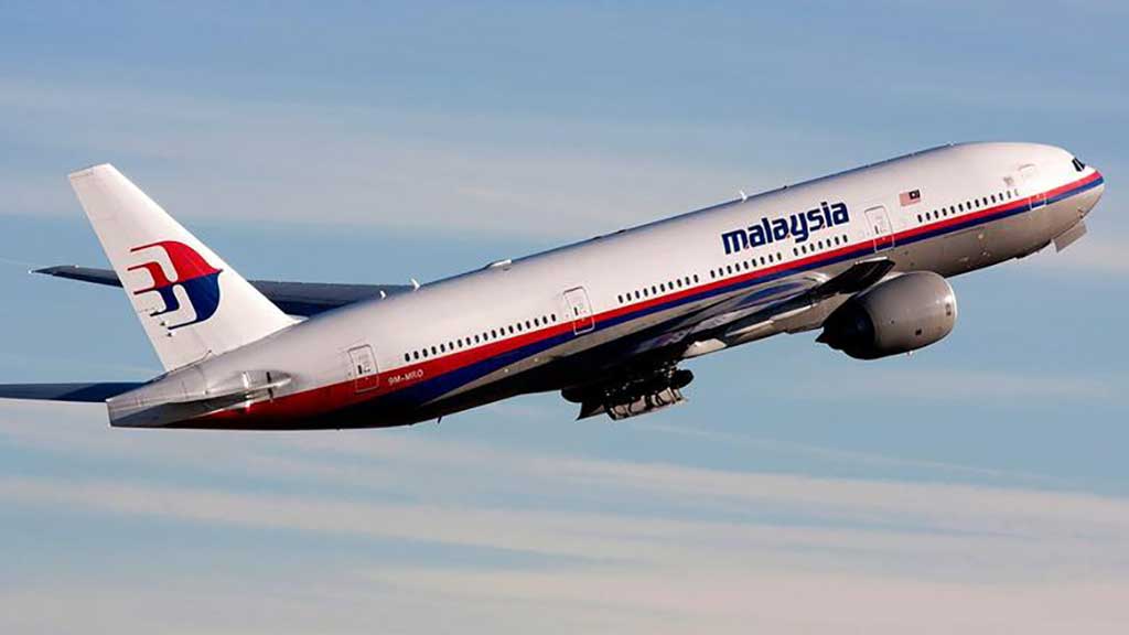 «Φως» στην εξαφάνιση του μαλαισιανού Boeing της πτήσης MH370 του 2014; – Αυστραλός ψαράς έπιασε ένα τμήμα των πτερυγίων