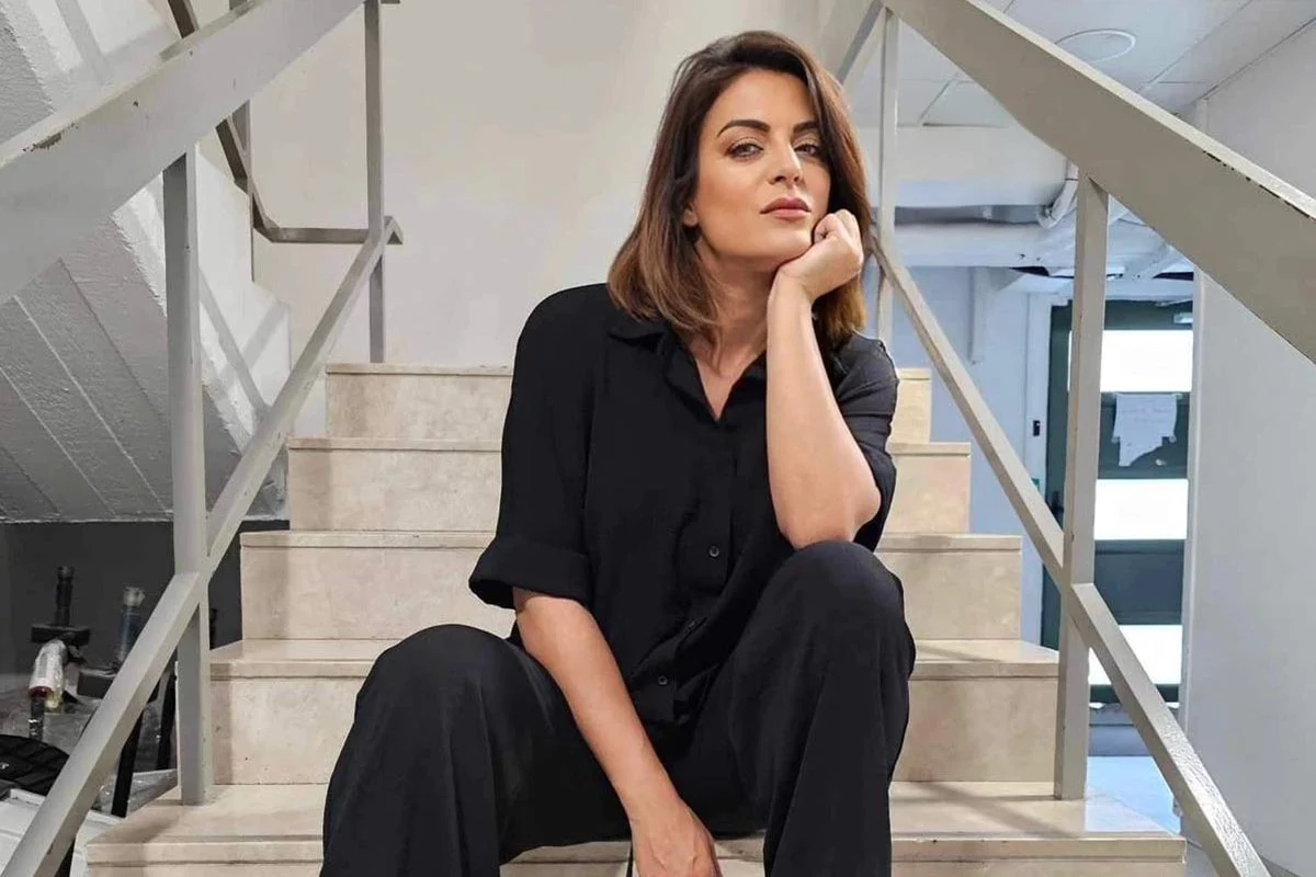 Η δημοσιογράφος Χ.Βραχάλη έγινε σήμερα για πρώτη φορά μαμά (φώτο)