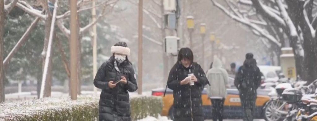 Στην «κατάψυξη» η Κίνα – Καταγράφηκαν νέα ρεκόρ χαμηλών θερμοκρασιών