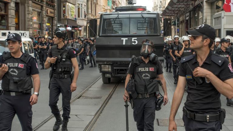 Τουρκία: Χειροπέδες σε 304 άτομα που θεωρούνται ύποπτα για δεσμούς με το Ισλαμικό Κράτος