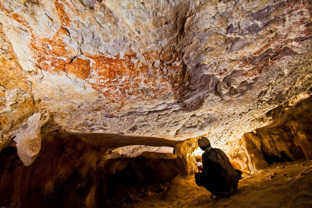 Οι άνθρωποι των σπηλαίων έκοβαν τα δάχτυλά τους σε τελετές; – Τι υποστηρίζουν οι επιστήμονες