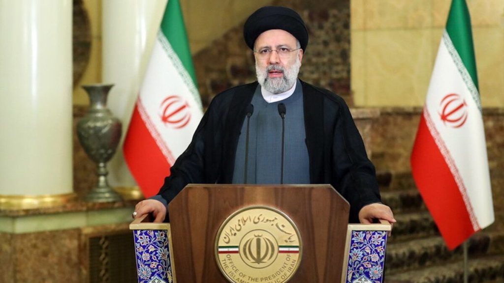 Πρώτη τηλεφωνική επικοινωνία μεταξύ των προέδρων Ε.Ραΐσι και Αλ Σίσι με πρωτοβουλία του Ιράν