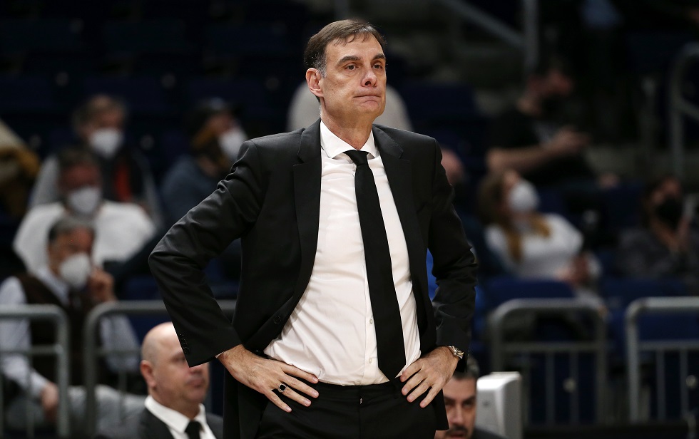 Γ.Μπαρτζώκας μετά το Ολυμπιακός – Απόλλωνας Πατρών: «Δεν έμεινα ικανοποιημένος – Δεν έχει σημασία ποιοι παίκτες έπαιξαν καλά»