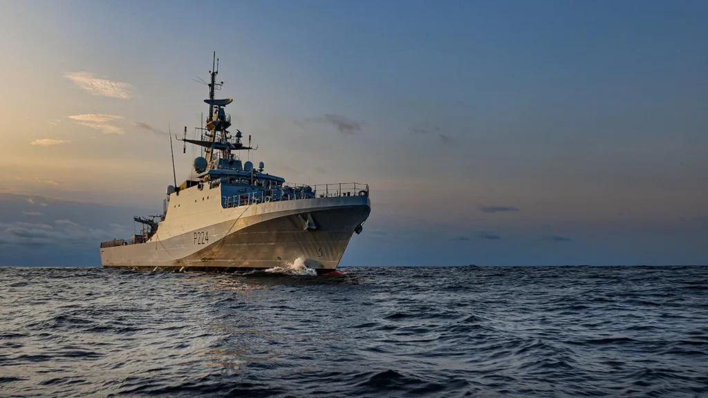 Πολεμικό σκάφος στέλνει η Βρετανία στη Γουιάνα – Εν μέσω απειλών του Ν.Μαδούρο