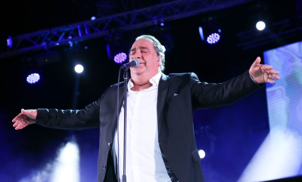 Β.Καρράς: Ποιος ήταν ο μεγαλύτερος σύγχρονος λαϊκός ερμηνευτής – Οι σταθμοί της καριέρας του