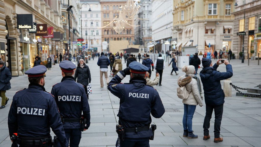 Αυστρία: Συνελήφθησαν τρεις ύποπτοι για τρομοκρατία