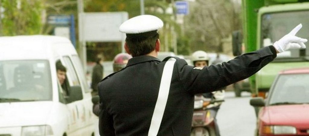 Πότε ήταν έθιμο στην Ελλάδα να κάνουμε χριστουγεννιάτικα δώρα στους τροχονόμους;