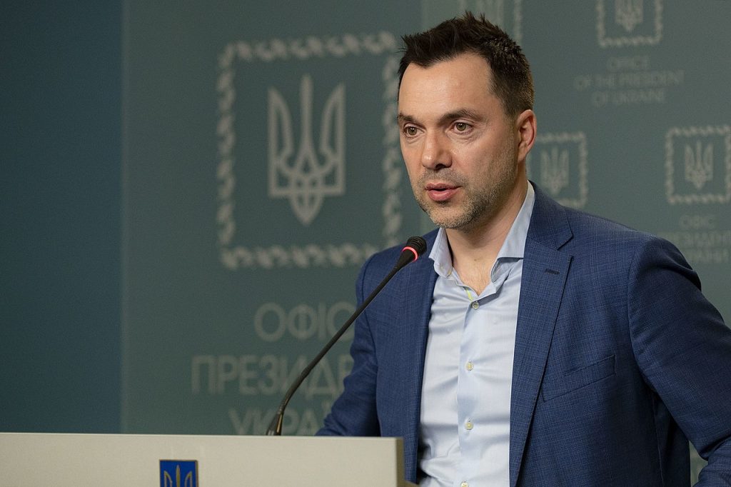 Ολέξι Αρεστόβιτς: «Ρωσία και Ουκρανία πρέπει να ενωθούν σε μία χώρα και να δημιουργηθεί ένα νέο ευρωπαϊκό σύστημα ασφάλειας»