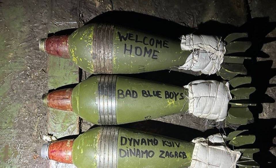Οι οπαδοί της Ντιναμό Κιέβου καλωσόρισαν με βόμβες τους Κροάτες «BBB» που αποφυλακίστηκαν
