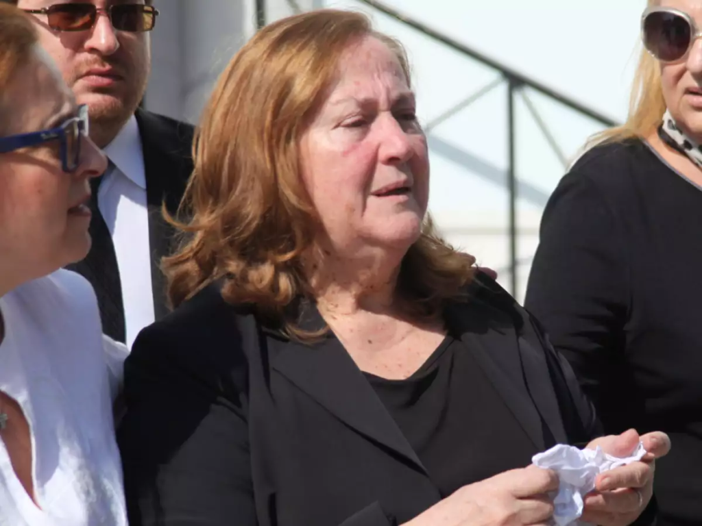 Την τελευταία της πνοή άφησε η ηθοποιός Αγγελική Μπαρούτσου – Ήταν σύζυγος του Κώστα Καρρά (φώτο)