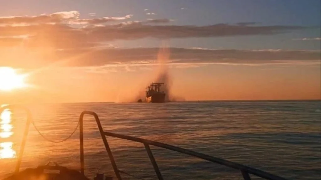 Μαύρη Θάλασσα: Ελληνικό το πλοίο που χτυπήθηκε από νάρκη – Δύο Έλληνες ελαφρά τραυματίες