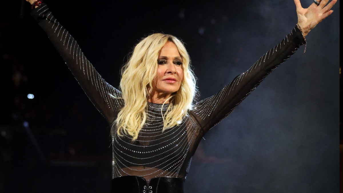 Θύμα διαδικτυακής απάτης έπεσε η Α.Βίσση