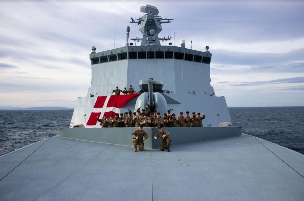 Η Δανία στέλνει φρεγάτα στην Ερυθρά Θάλασσα – Διπλασιάζονται οι μισθοί για τους Δανούς ναυτικούς