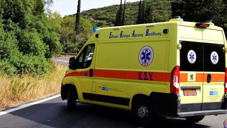 Λάρισα: Αυτοκίνητο εξετράπη της πορείας του – Τραυματίστηκαν δύο άτομα