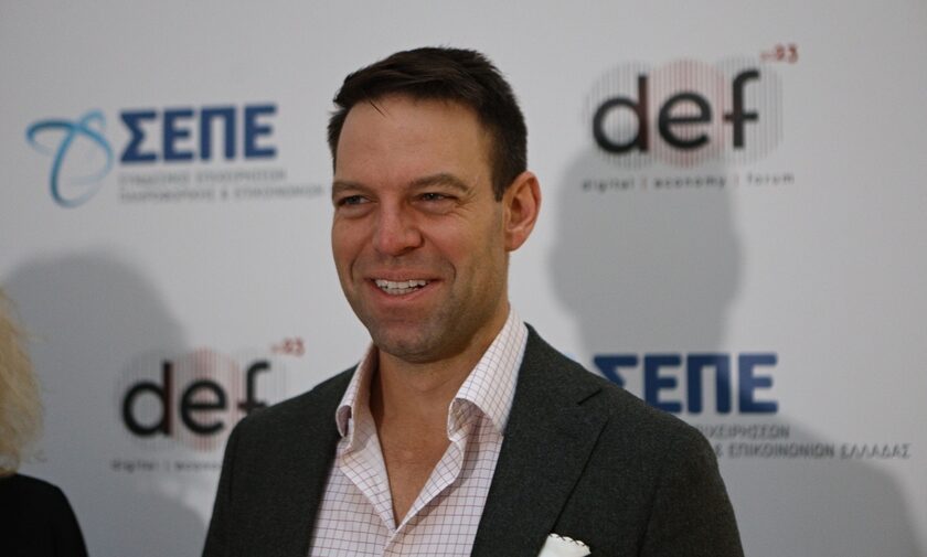 Ο Σ.Κασσελάκης ανέβασε βίντεο από τις ΗΠΑ με… άρωμα Τσίπρα – «Αντέξαμε, αλλάζουμε, ανεβαίνουμε»